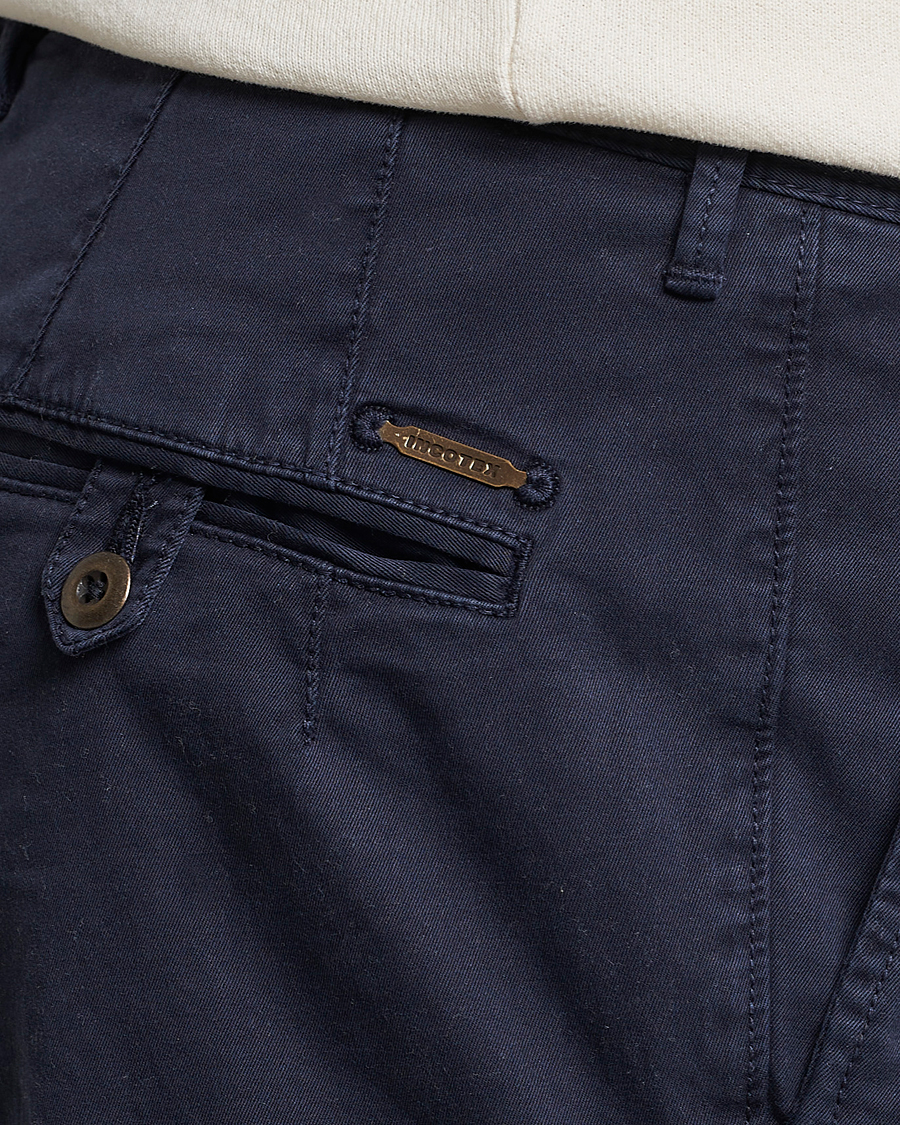 Herre | Bukser | Incotex | Tapered Fit Pleated Slacks Navy