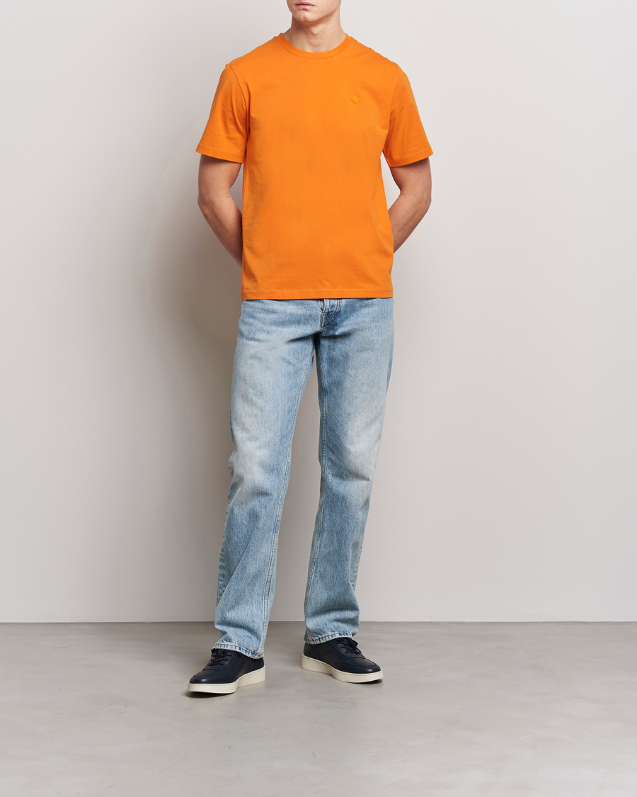 Herre | T-Shirts | J.Lindeberg | Dale Organic Cotton Patch T-Shirt Russet Orange