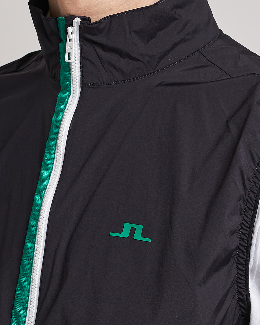 Herre | Vester | J.Lindeberg | Ash Light Packable Vest Rain Forest