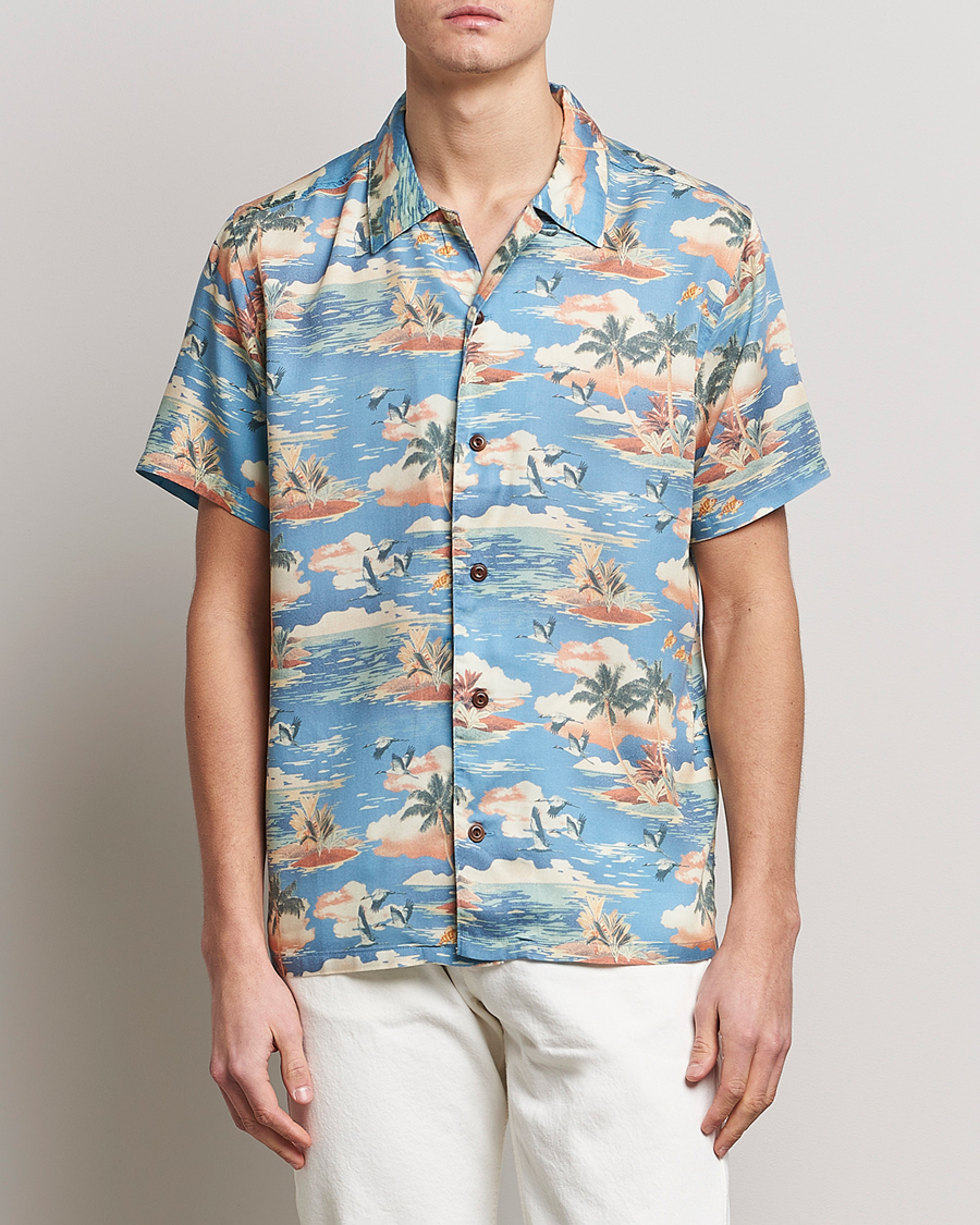 Herre |  | Nudie Jeans | Arvid Printed Short Sleeve Shirt Hawaii Azure