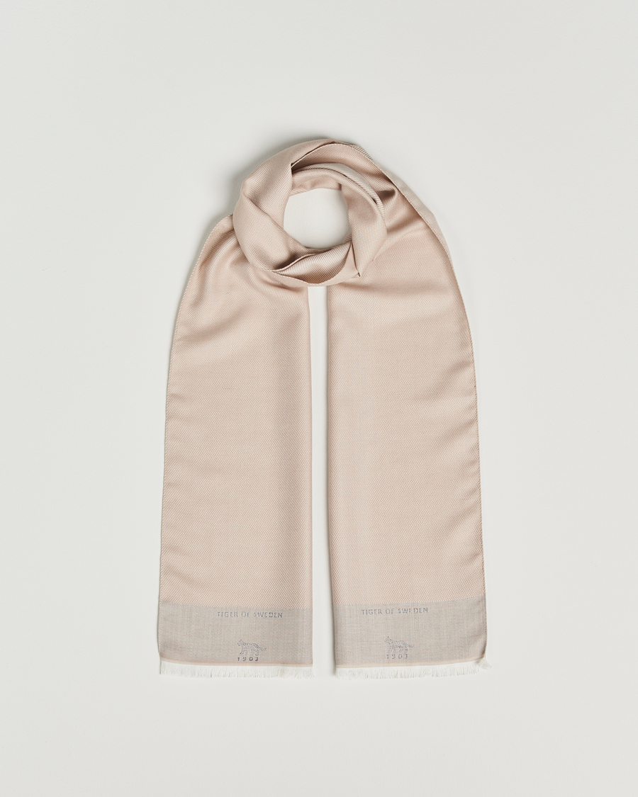 Herre | Tiger of Sweden Salvor Wool Silk Scarf Dark Sand | Tiger of Sweden | Salvor Wool Silk Scarf Dark Sand