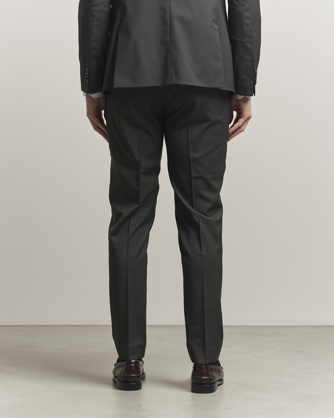 Herre | Bukser | Tiger of Sweden | Tenuta Wool Travel Suit Trousers Olive Extreme