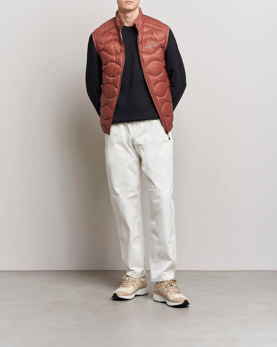 Herre | Vester | Peak Performance | Helium Down Vest Classic Clay