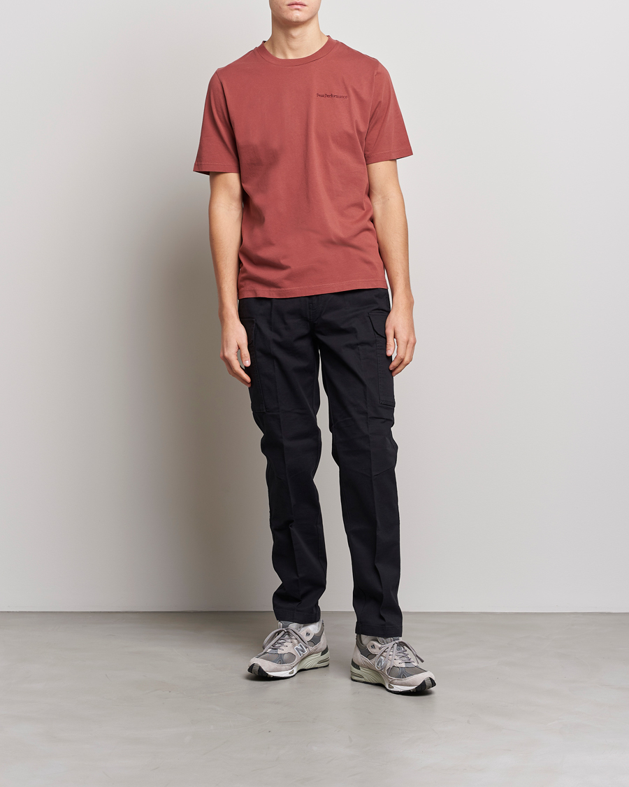 Herre | T-Shirts | Peak Performance | Original Small Logo Tee Classic Clay