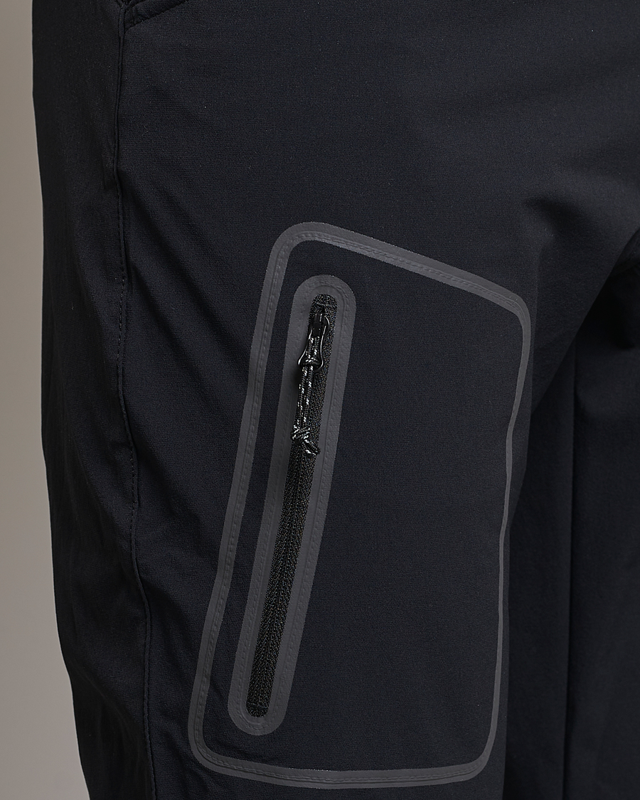 Herre | Bukser | Peak Performance | Tech Light Woven Scale Pants Black
