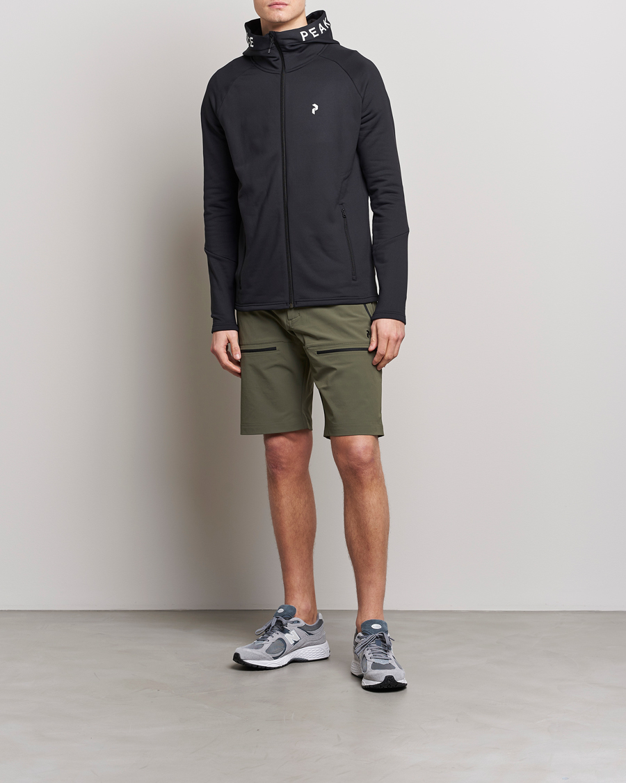 Herre | Shorts | Peak Performance | Stretch Drawstring Tech Shorts Pine Needle