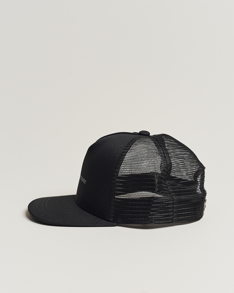 Herre | Hatter og capser | Peak Performance | Peak PerformanceTrucker CapBlack
