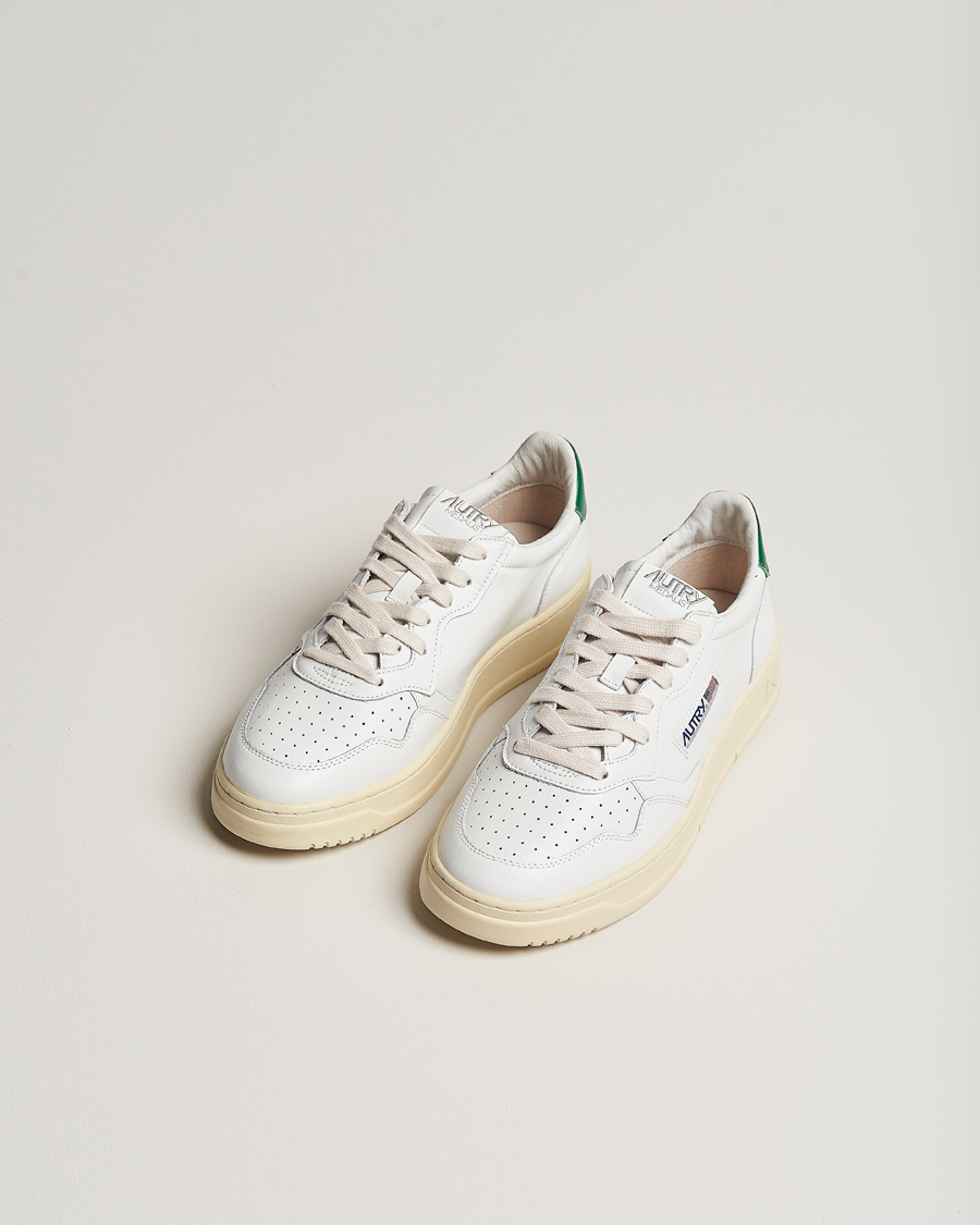 Herre | Sneakers | Autry | Medalist Low Super Soft Goat Leather Sneaker White/Green