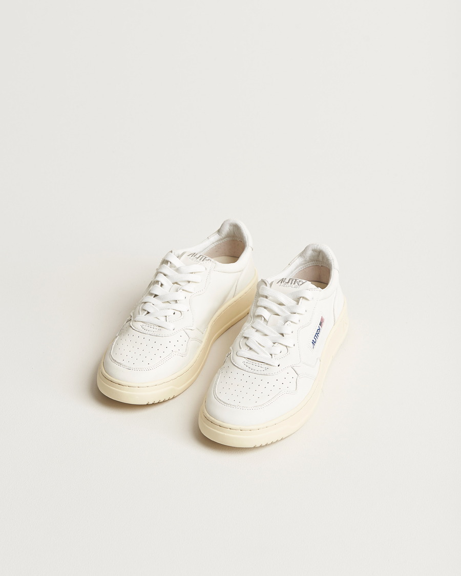 Herre | Hvite sneakers | Autry | Medalist Low Super Soft Goat Leather Sneaker White