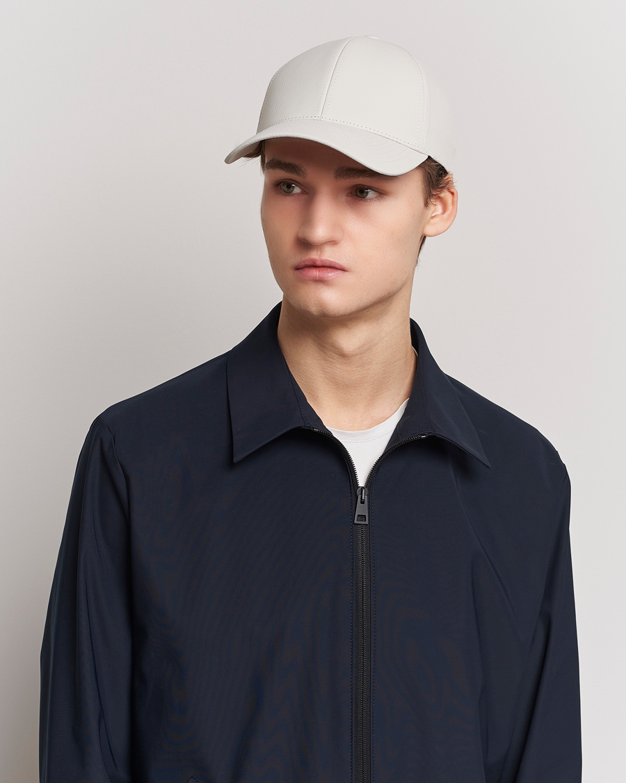 Herre | Varsity Headwear Active Tech Cap Beige | Varsity Headwear | Active Tech Cap Beige