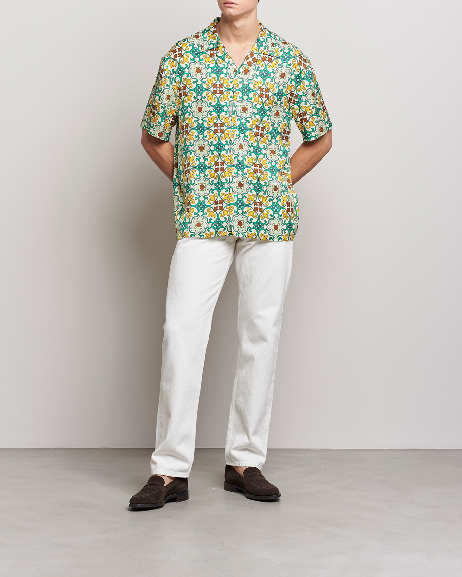 Herre | Skjorter | Drôle de Monsieur | Ornaments Print Bowling Shirt Yellow/Green