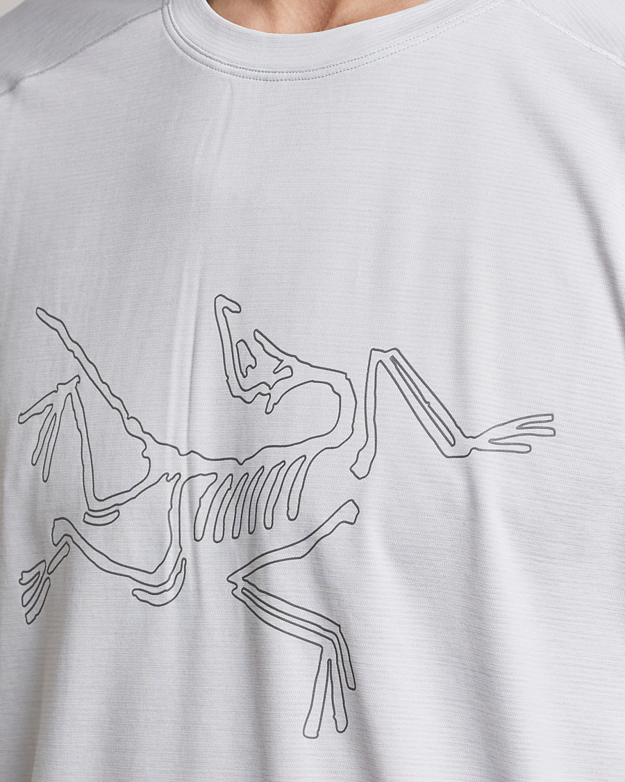 Herre | T-Shirts | Arc'teryx | Cormac Bird Logo Crew Neck T-Shirt Atmos Heather