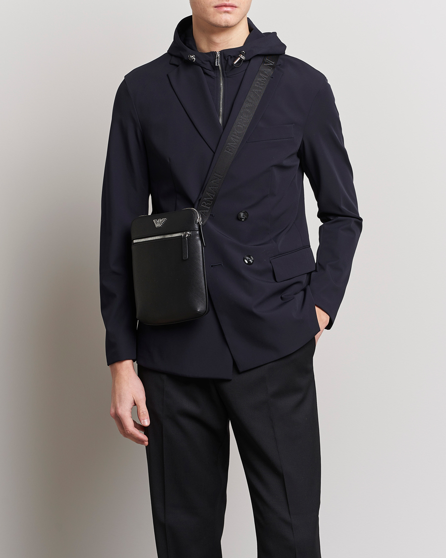 Herre |  | Emporio Armani | Leather Messeager Bag Black