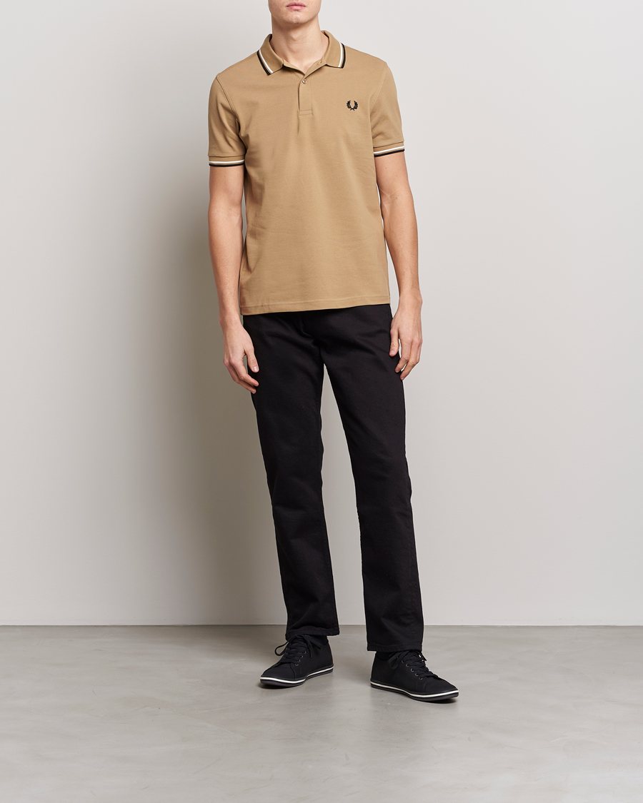 Herre | Pikéer | Fred Perry | Twin Tipped Polo Shirt Warm Stone