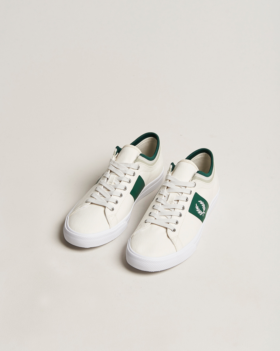 Herre | Fred Perry Underspin Tipped Cuff Twill Sneaker Porcelain | Fred Perry | Underspin Tipped Cuff Twill Sneaker Porcelain