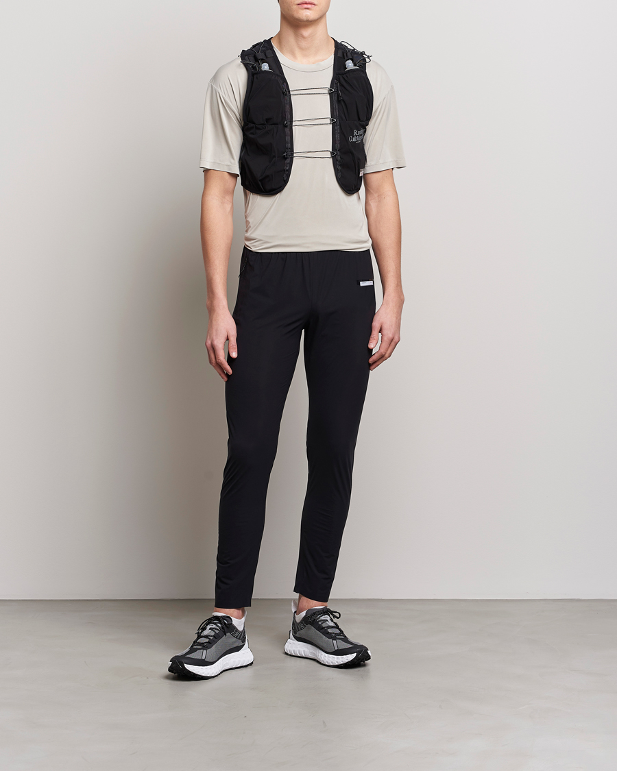 Herre | Nytt i butikken | Satisfy | Justice Cordura Hydration Vest Black
