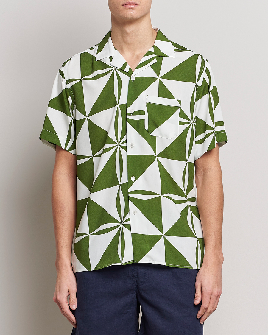 Herre | Kortermede skjorter | OAS | Viscose Resort Short Sleeve Shirt Bloomy Plateau