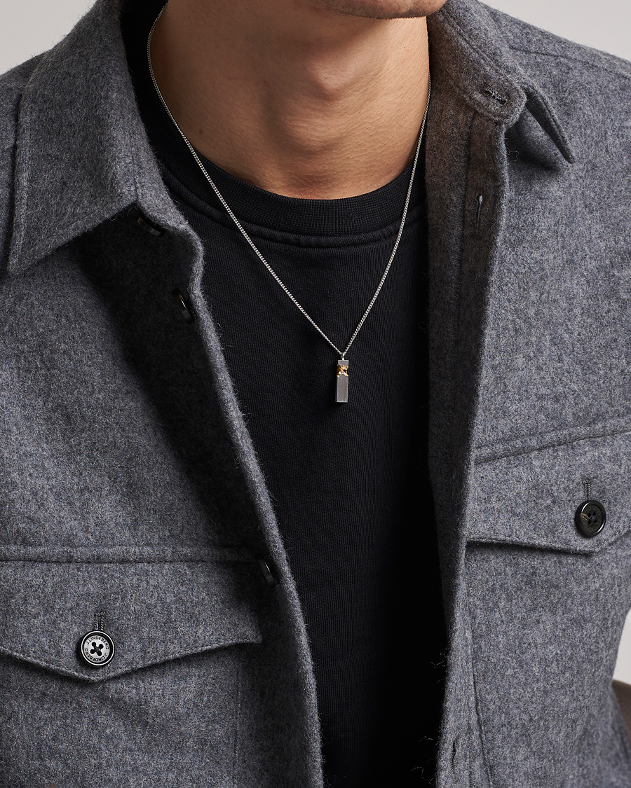 Herre |  | Tom Wood | Mined Cube Pendant Necklace Silver/Black