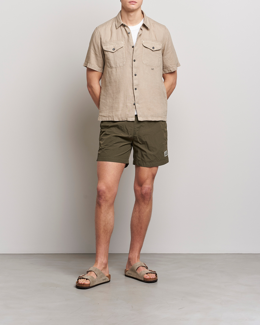 Herre | Badeshorts | C.P. Company | Flatt Nylon Garment Dyed Swimshorts Olive
