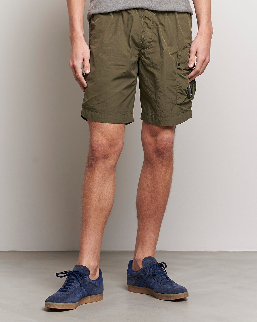 Herre | Shorts | C.P. Company | Flatt Nylon Garment Dyed Shorts Olive