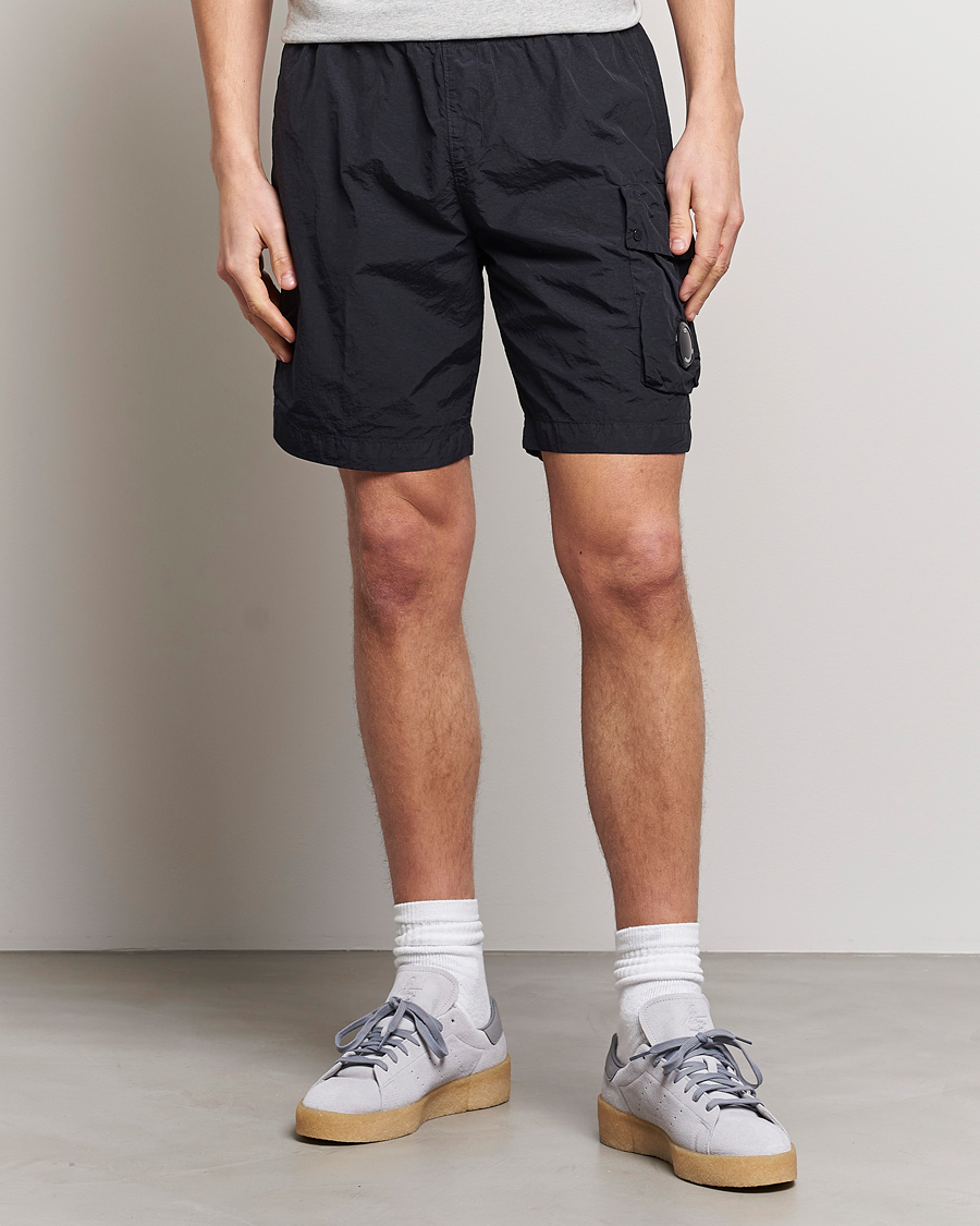 Herre |  | C.P. Company | Flatt Nylon Garment Dyed Shorts Black