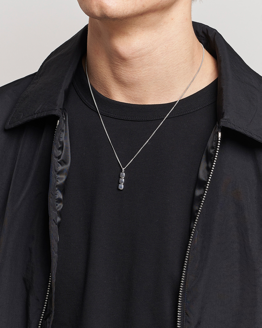 Herre | Tom Wood Mini Cushion Pendant Necklace Silver | Tom Wood | Mini Cushion Pendant Necklace Silver