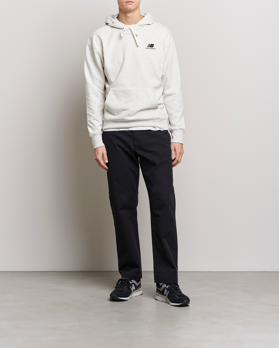 Herre | Gensere | New Balance | Essentials Hoodie Sea Salt Heather