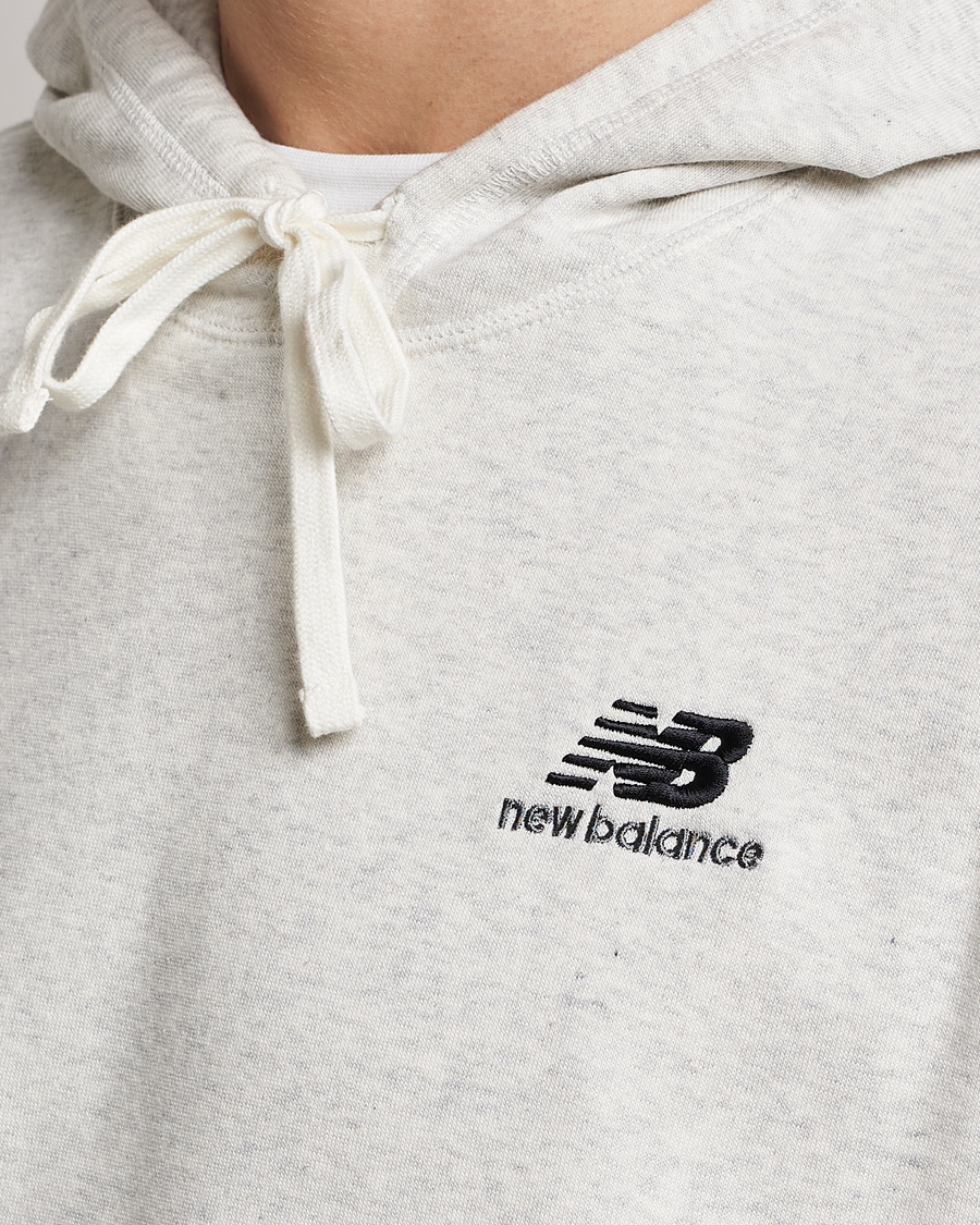 Herre | Gensere | New Balance | Essentials Hoodie Sea Salt Heather