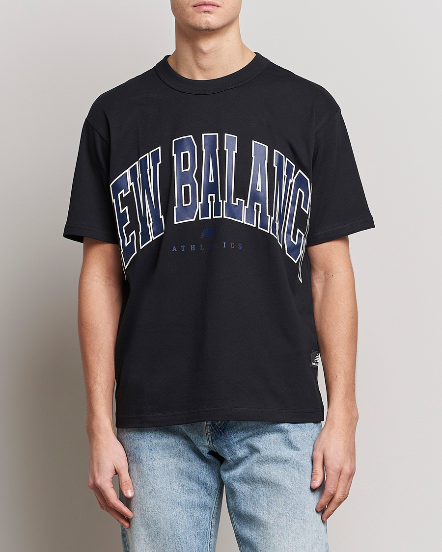 Herre |  | New Balance | Athletics Warped T-Shirt Black