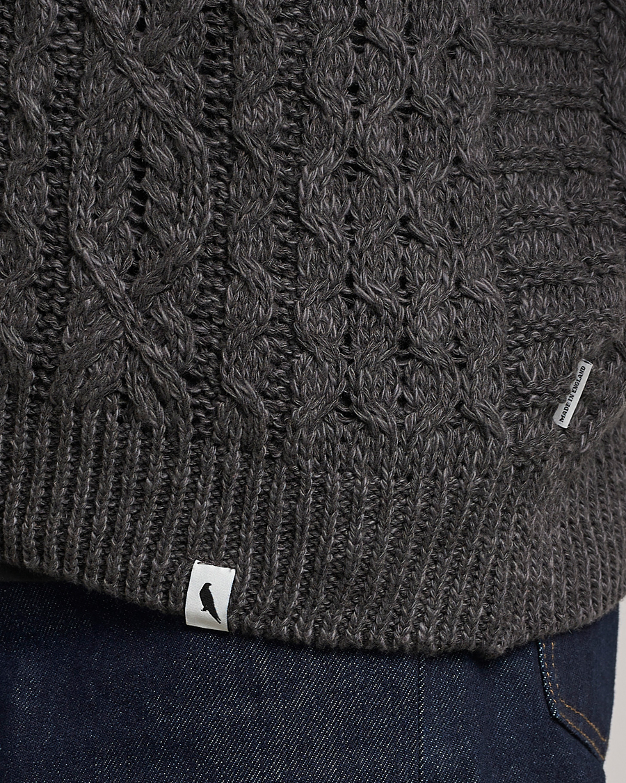 Herre | Gensere | Peregrine | Linen Arran Jumper Grey