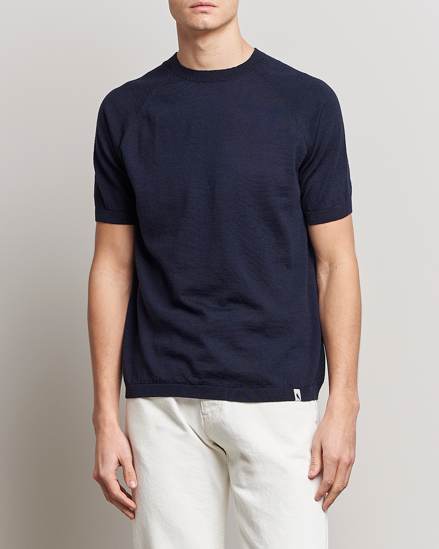 Herre |  | Peregrine | Knitted Wool T-Shirt Navy