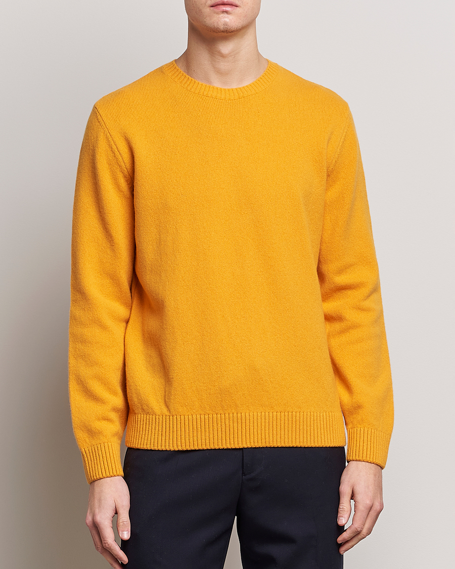 Herre | Colorful Standard | Colorful Standard | Classic Merino Wool Crew Neck Burned Yellow