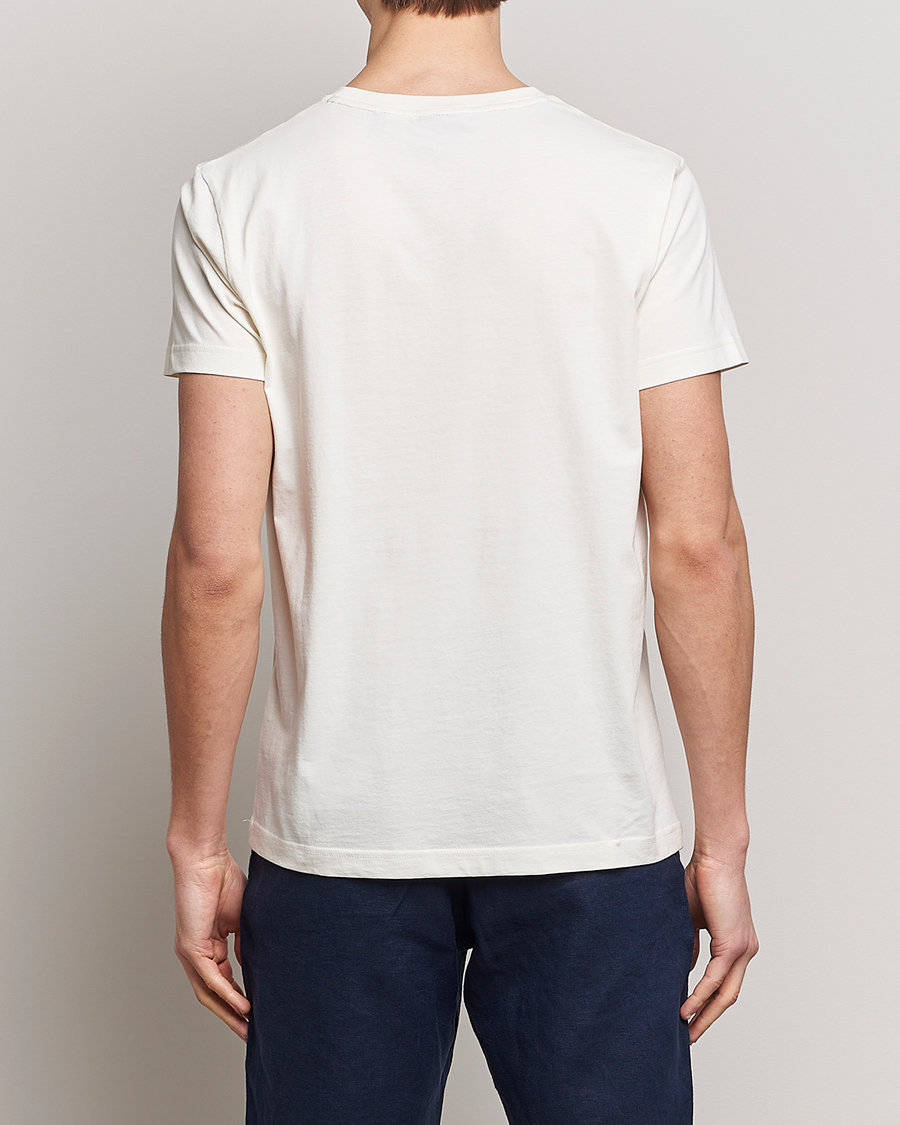 Herre | T-Shirts | GANT | Sailing Logo Crew Neck T-Shirt Cream