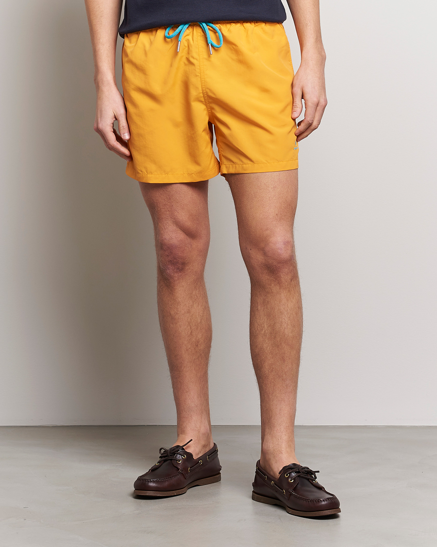 Herre | Badeshorts | GANT | Basic Swimshorts Dalia Orange