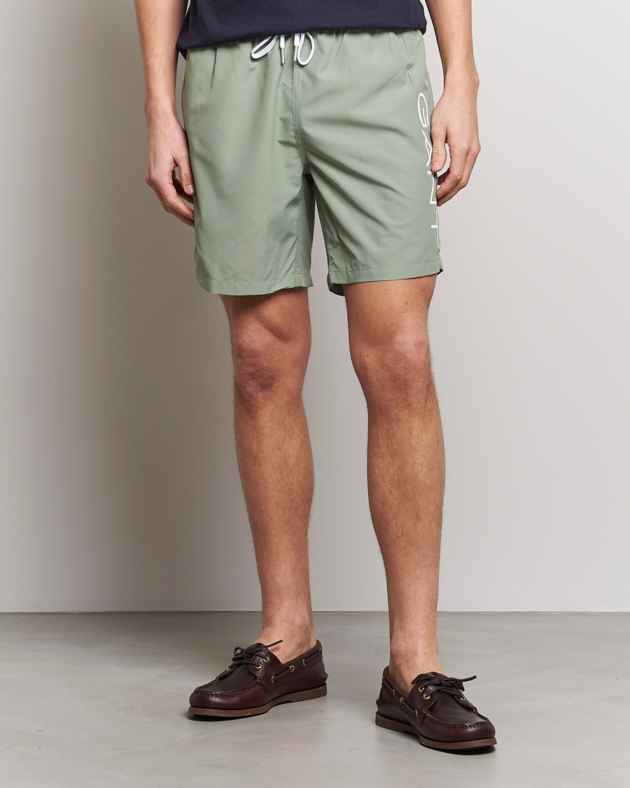 Herre | Badeshorts | GANT | Lightweight Logo Swimshorts Calamata Green