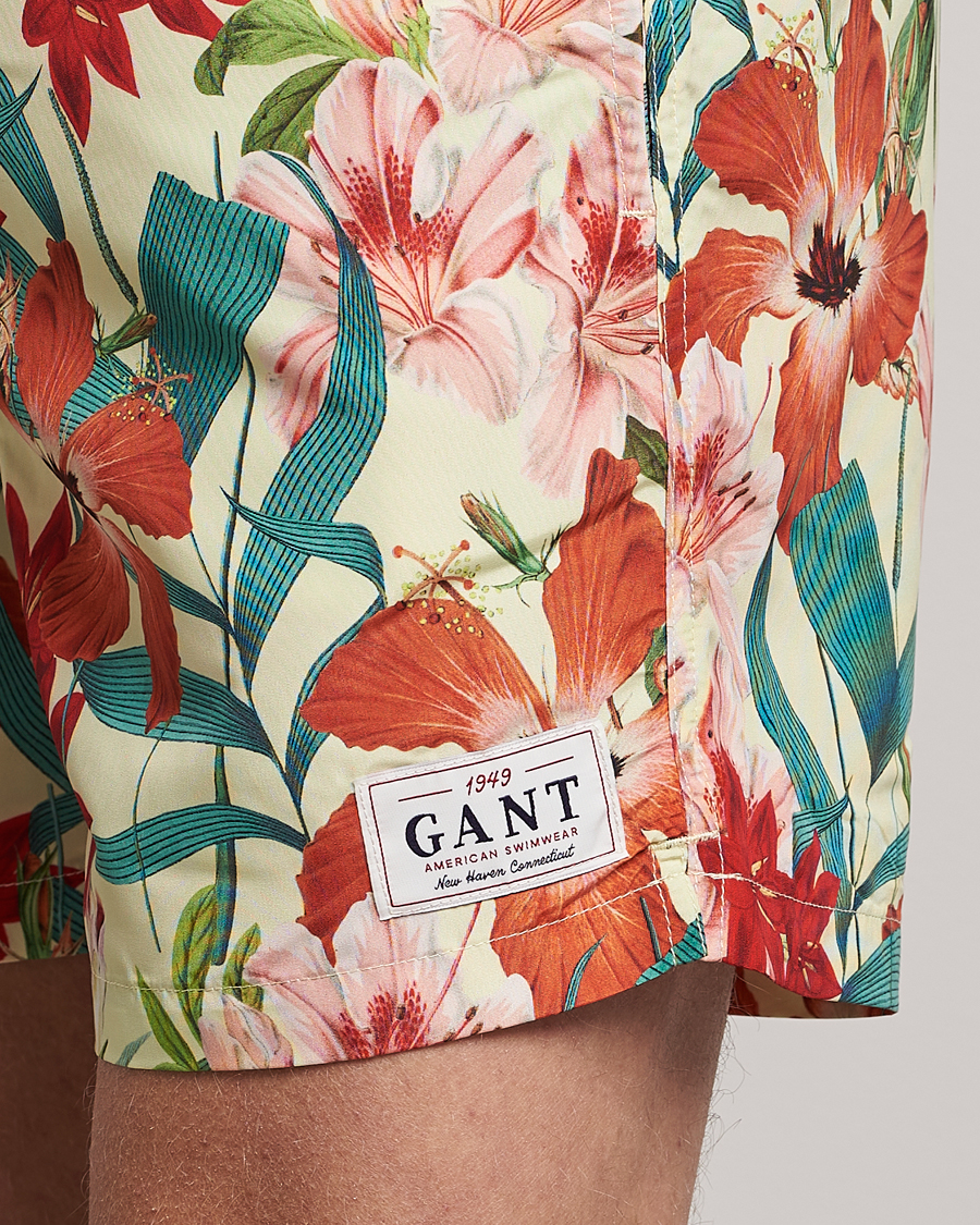 Herre | Badeshorts | GANT | Printed Flower Swimshorts Yellow Multi