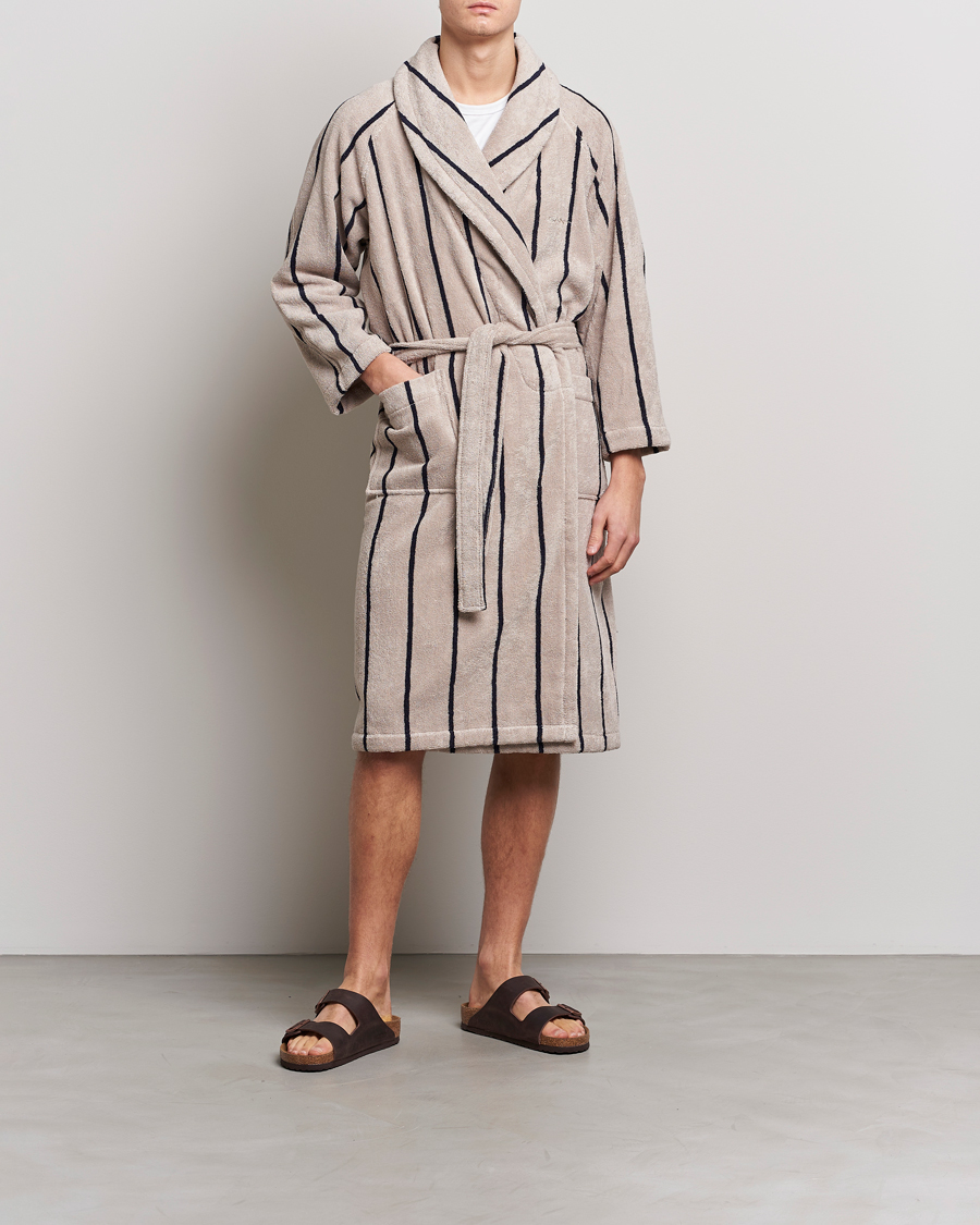 Herre | Pyjamaser og badekåper | GANT | Striped Robe Putty