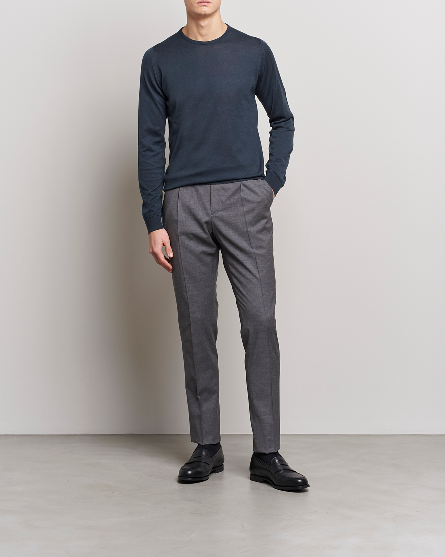 Herre | Gensere | John Smedley | Hatfield Sea Island Crew Neck Granite
