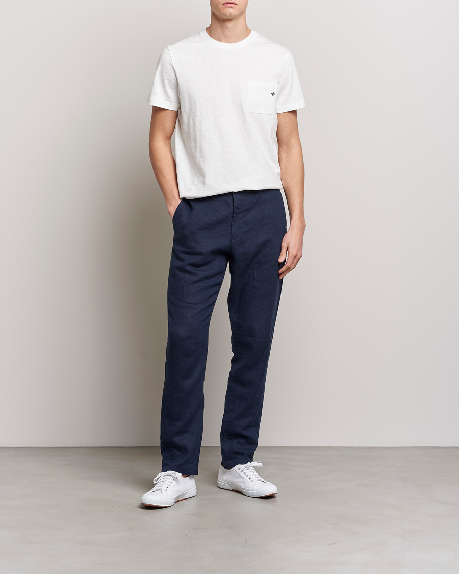 Herre | T-Shirts | Morris | Lily Slub Pocket Crew Neck Tee White