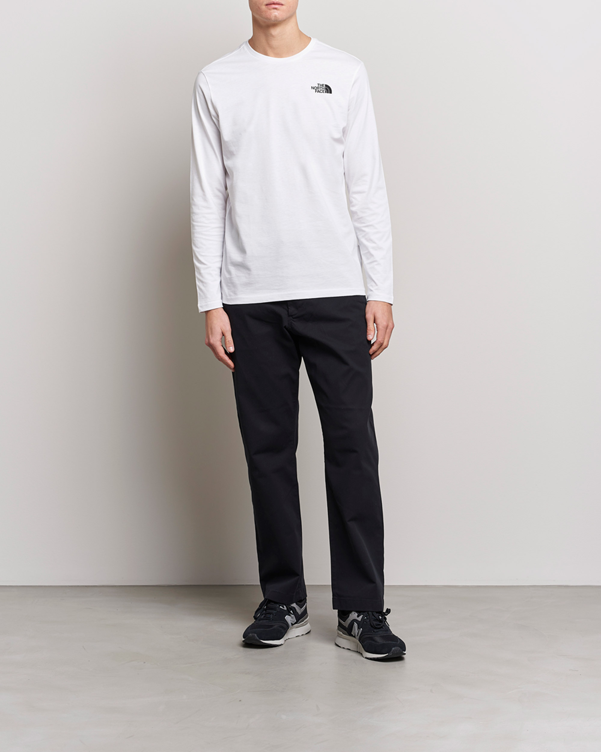 Herre | T-Shirts | The North Face | Long Sleeve Easy T-Shirt White