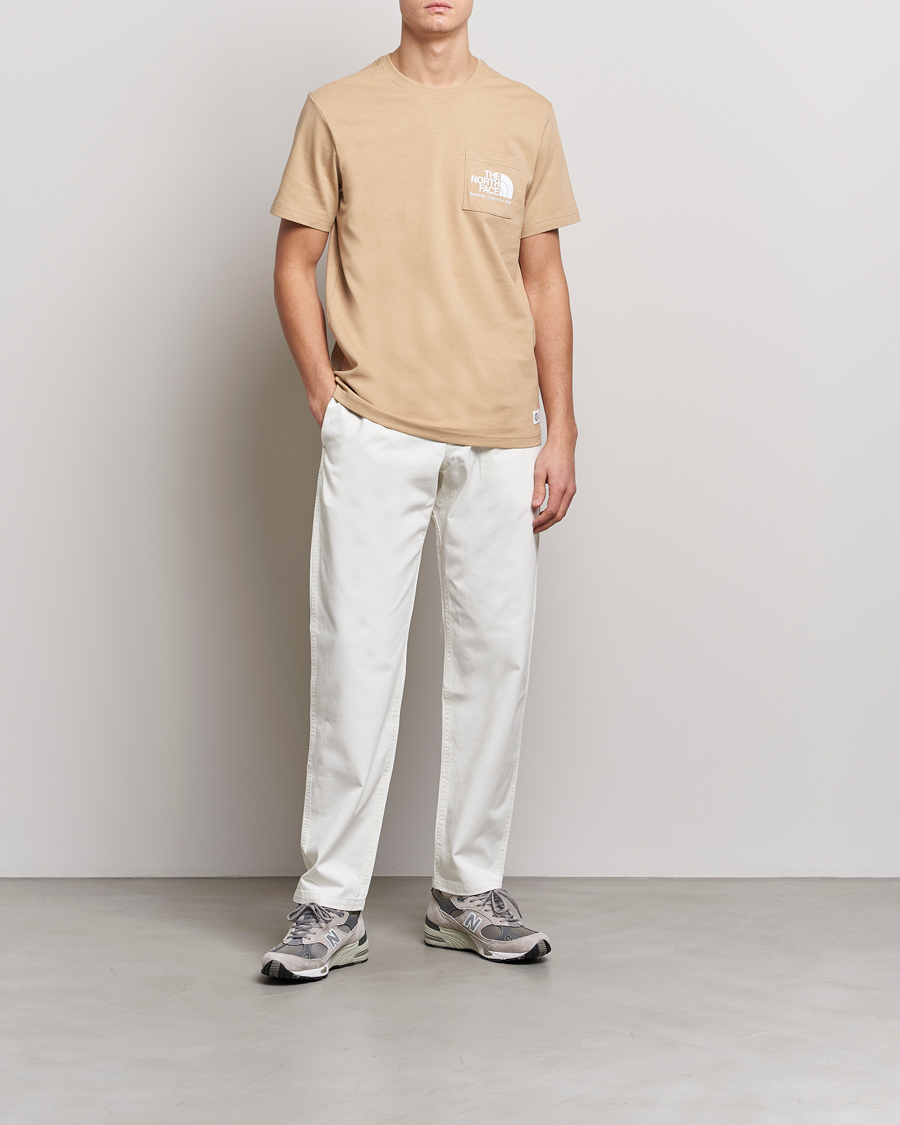 Herre | T-Shirts | The North Face | Heritage Berkley T-Shirt Khaki Stone