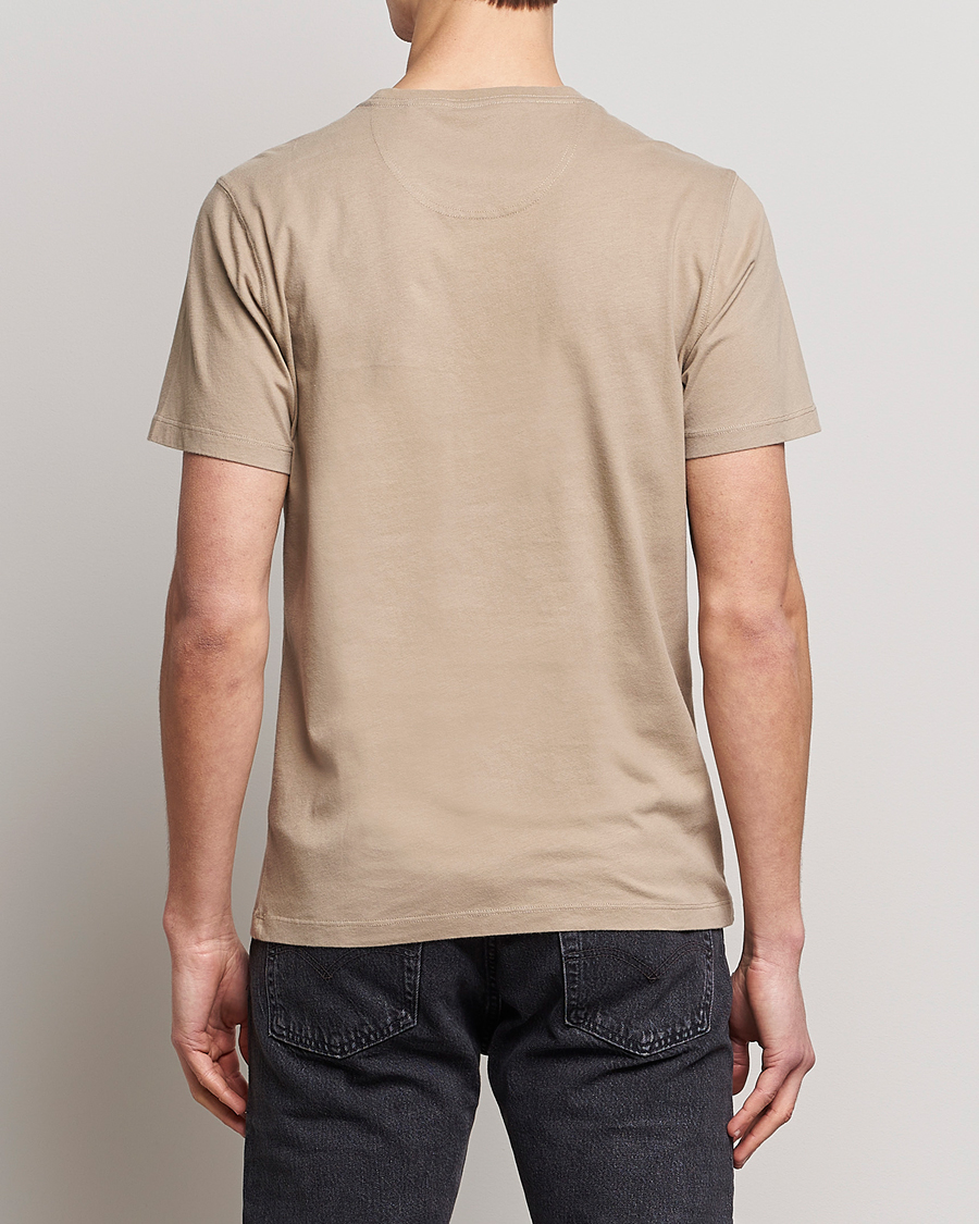 Herre | T-Shirts | Barbour International | Morris Steve McQueen Crew Neck T-Shirt Khaki