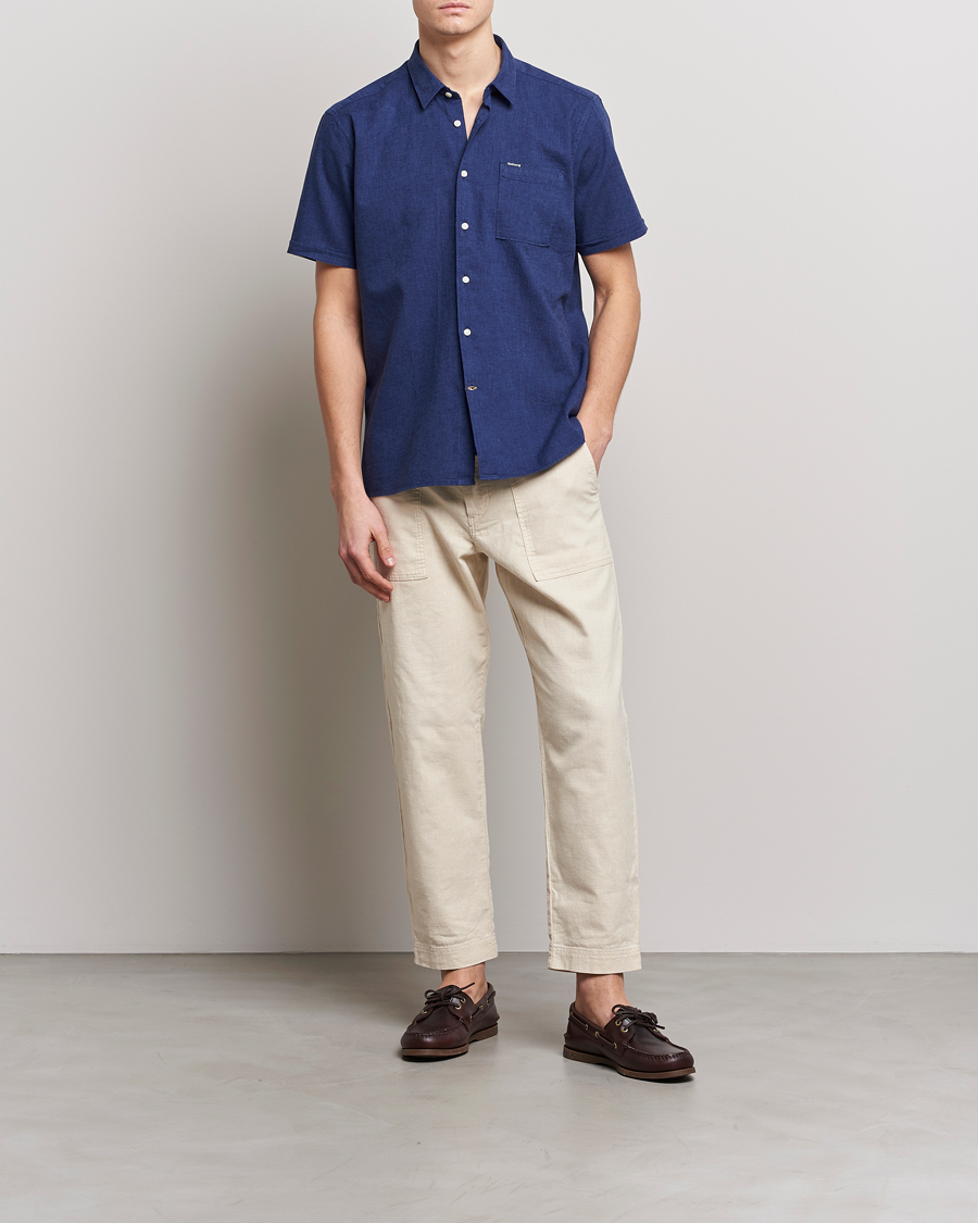 Herre | Skjorter | Barbour Lifestyle | Tailored Fit Nelson Cotton/Linen Shirt Indigo