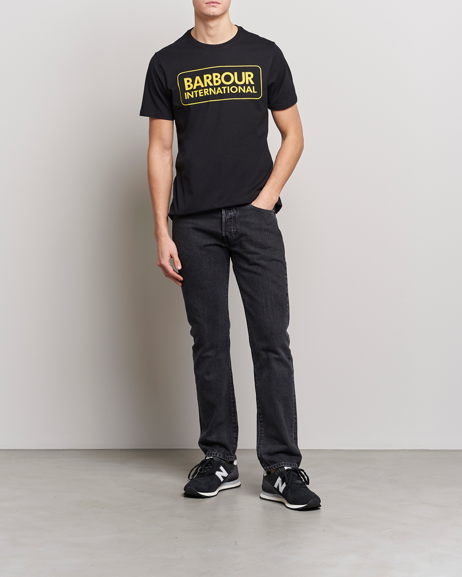 Herre | T-Shirts | Barbour International | Large Logo Crew Neck Tee Black