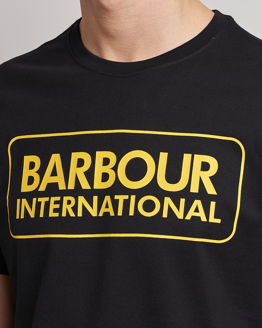 Herre | T-Shirts | Barbour International | Large Logo Crew Neck Tee Black