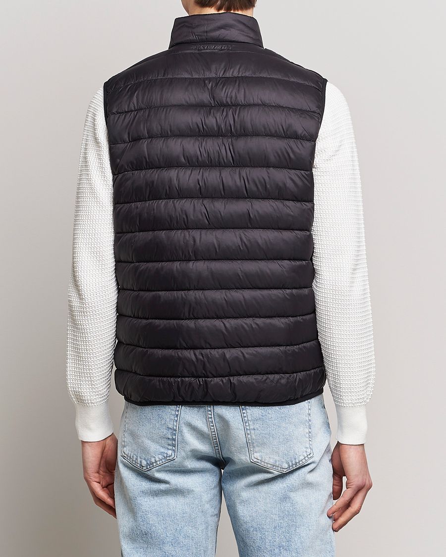 Herre | Barbour International Racer Reed Gilet Black | Barbour International | Racer Reed Gilet Black