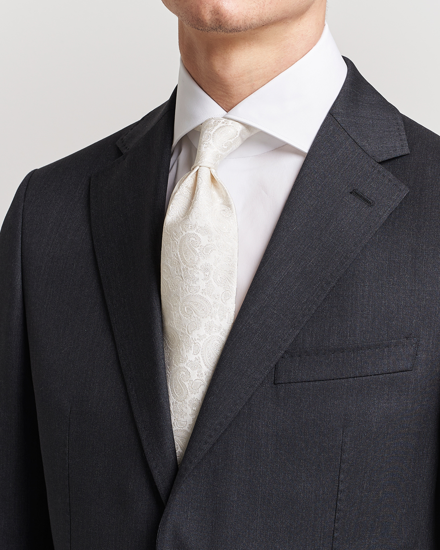 Herre | Amanda Christensen Silk Tonal Paisley Tie 8 cm Cream | Amanda Christensen | Silk Tonal Paisley Tie 8 cm Cream