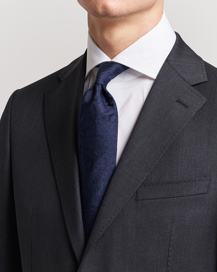 Herre | Amanda Christensen Silk Tonal Paisley Tie 8 cm Navy | Amanda Christensen | Silk Tonal Paisley Tie 8 cm Navy