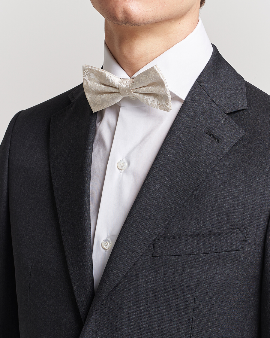 Herre | Amanda Christensen Tonal Paisley Pre Tie Silk Cream | Amanda Christensen | Tonal Paisley Pre Tie Silk Cream