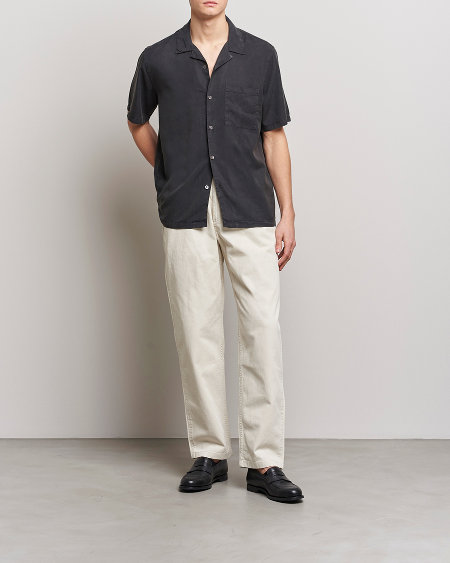 Herre | Skjorter | A Day's March | Yamu Short Sleeve Tencel Shirt Off Black